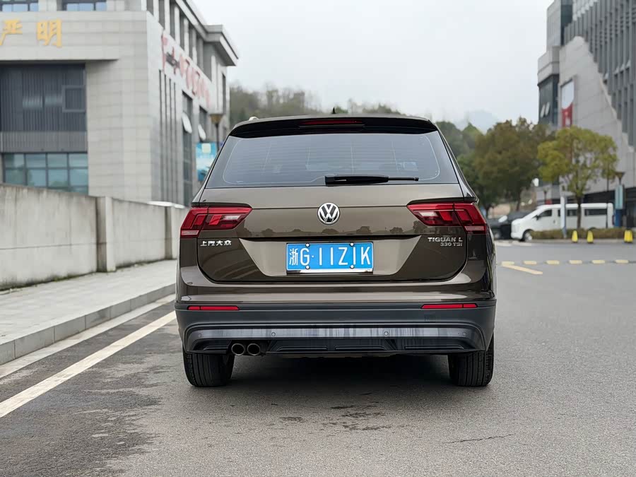 Volkswagen Tiguan L 2017 imagen de coche #10