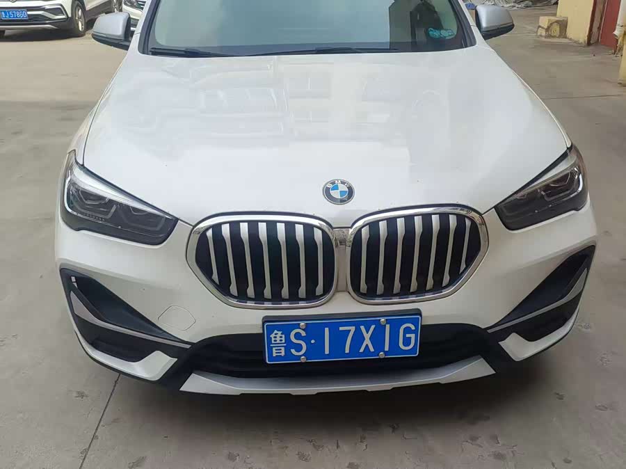 BMW X1 2022 car image #10