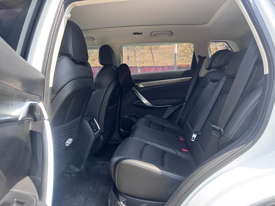 GEELY Boyue 2021 car image #10