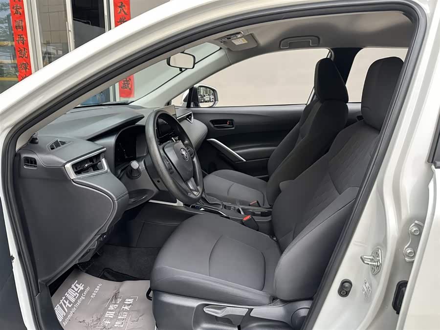 Toyota Corolla Cross 2023 immagine di auto #10