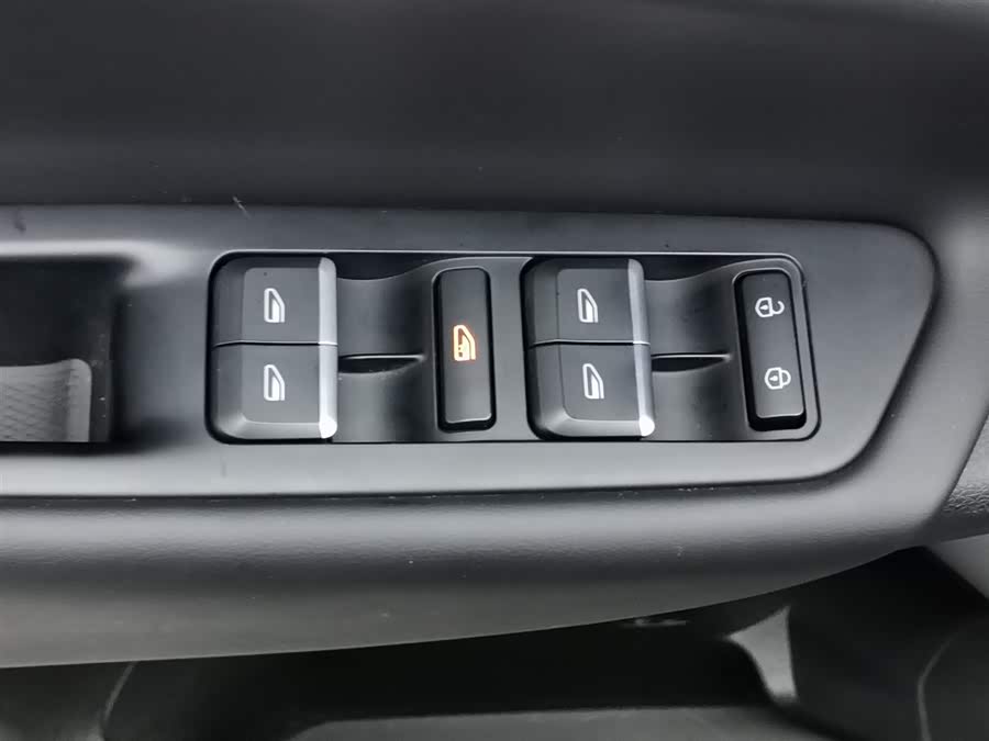 GEELY Emgrand GS 2019 car image #10