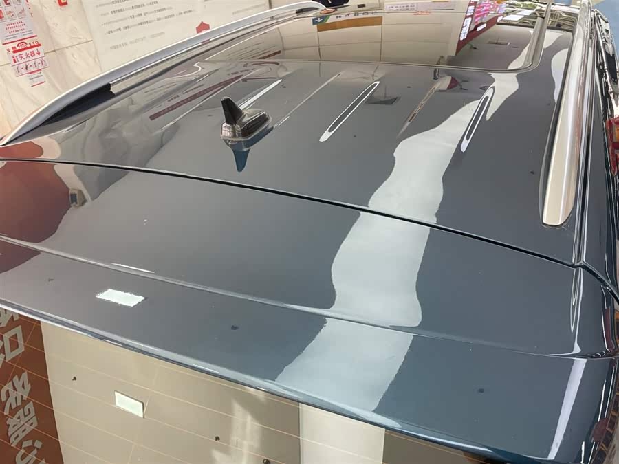 Volkswagen Tiguan L 2022 car image #10