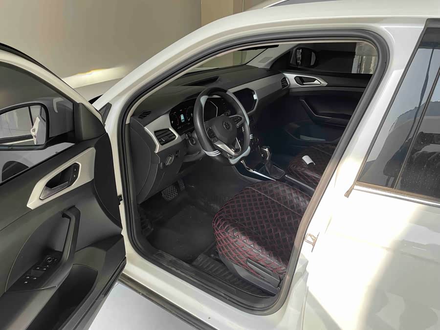 Volkswagen Tacqua 2023 car image #10