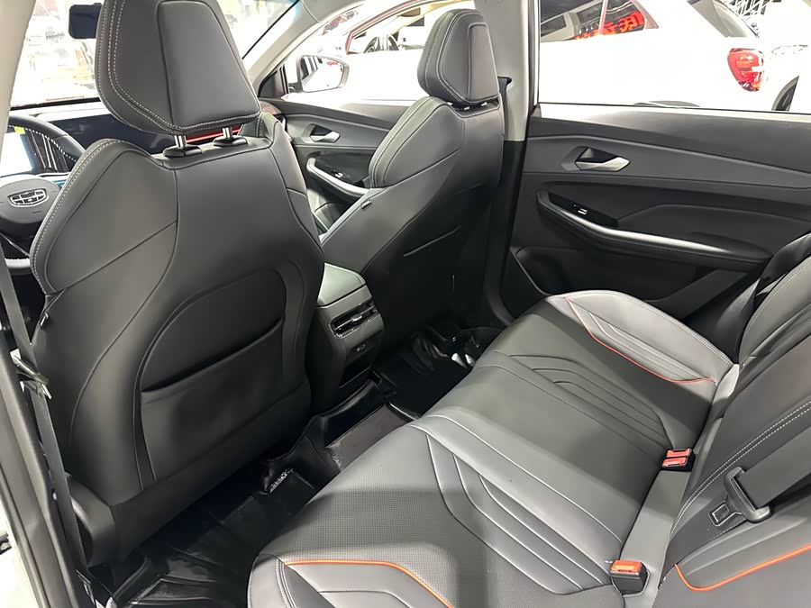 GEELY Binray 2025 car image #10