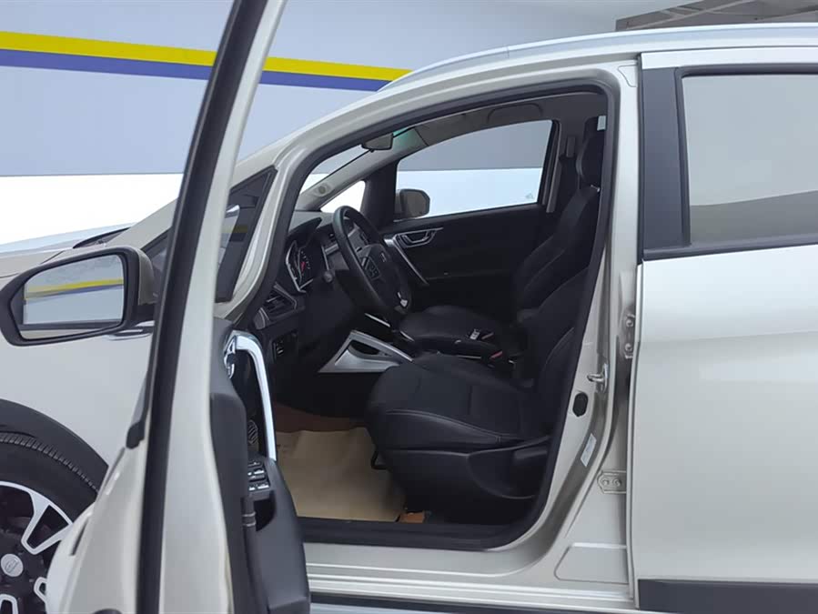 GEELY Vision X3 2019 изображение автомобиля #10