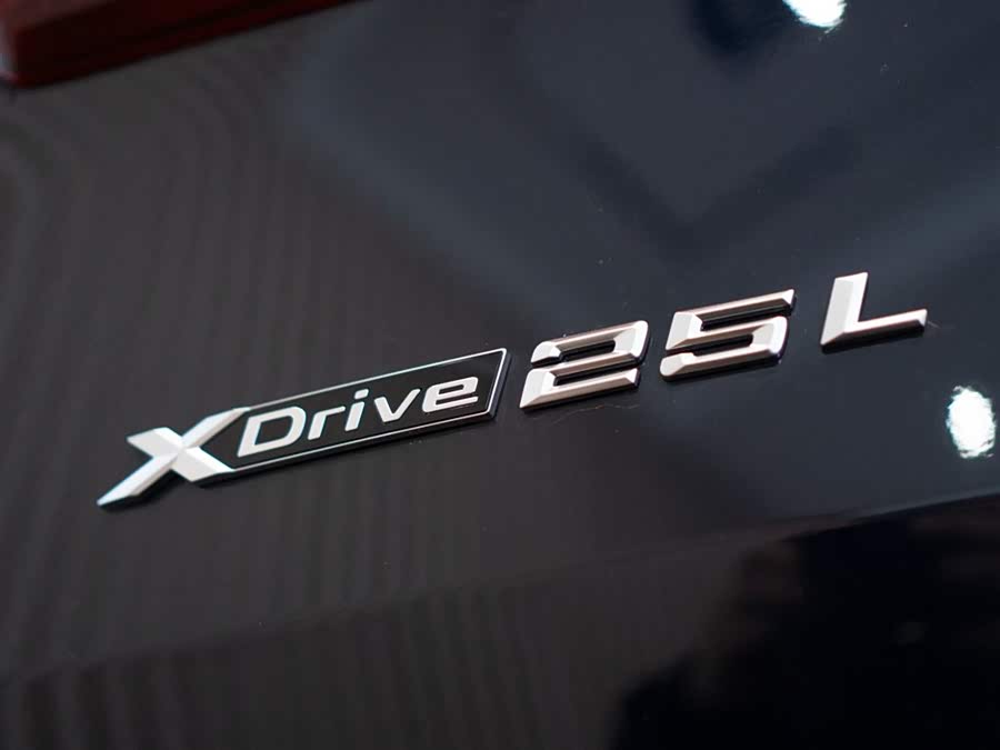 BMW X3 2026 immagine di auto #10