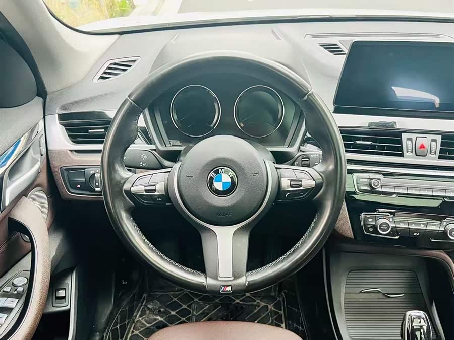 BMW X1 2023 car image #10
