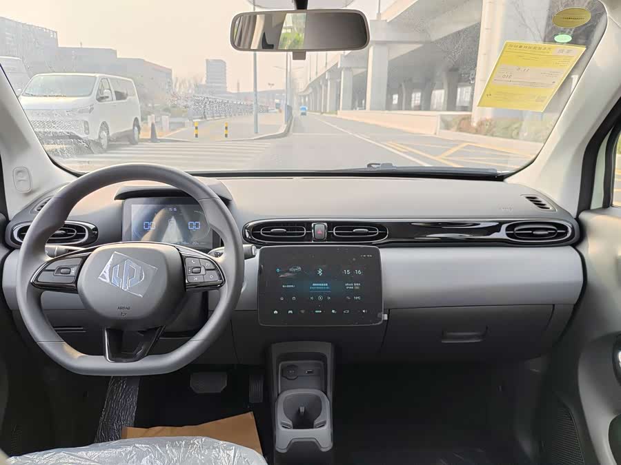 零跑汽车 零跑T03 汽车图片 #10