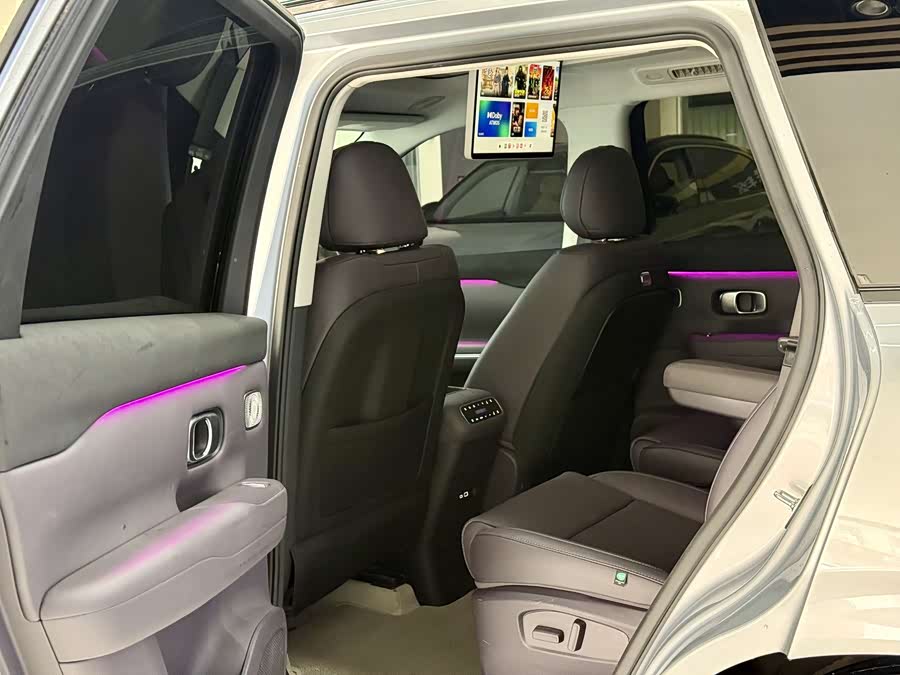 零跑汽车 零跑C16 2024 汽车图片 #10