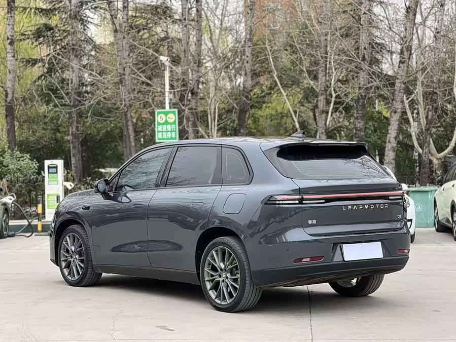 零跑汽车 零跑C10 2024 汽车图片 #10