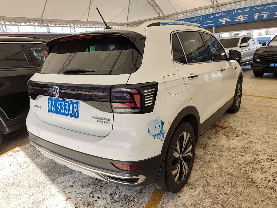 Volkswagen T-Cross 2019 #10 Volkswagen T-Cross 2019 car image #10