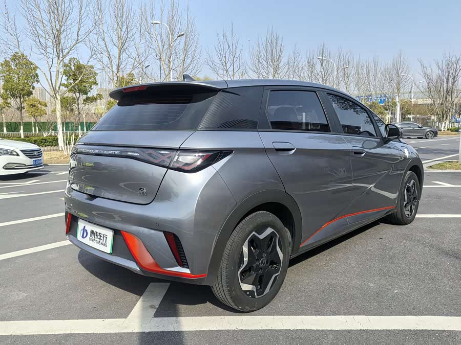 BYD Dolphin 2023 صورة سيارة #10