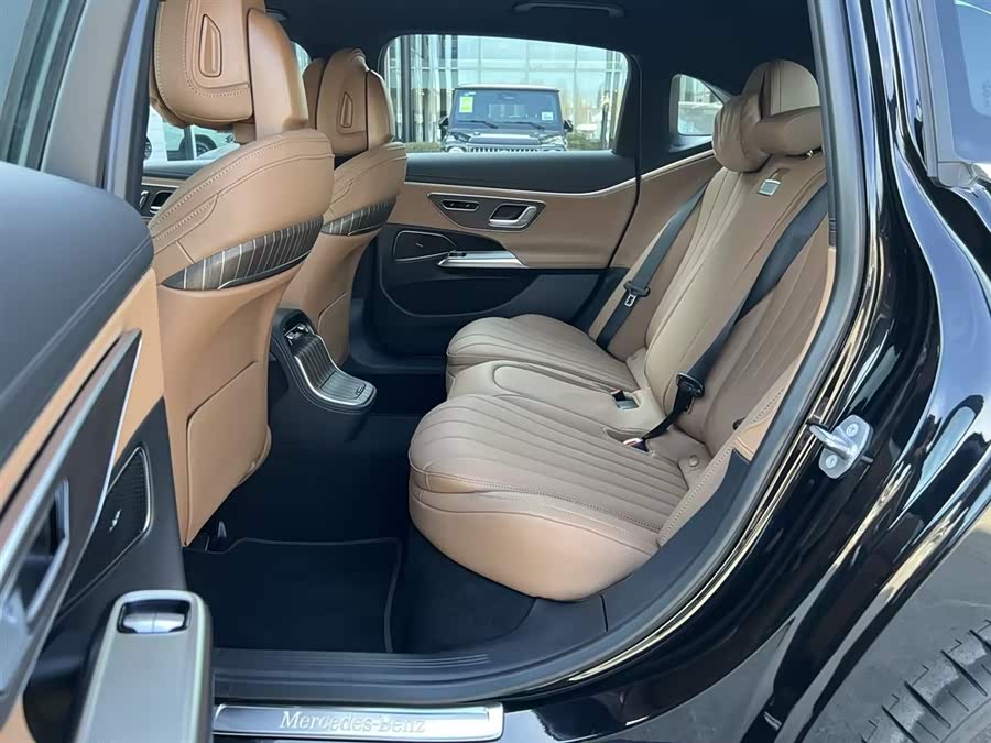 Mercedes-Benz E Class New Energy 2024 immagine di auto #10