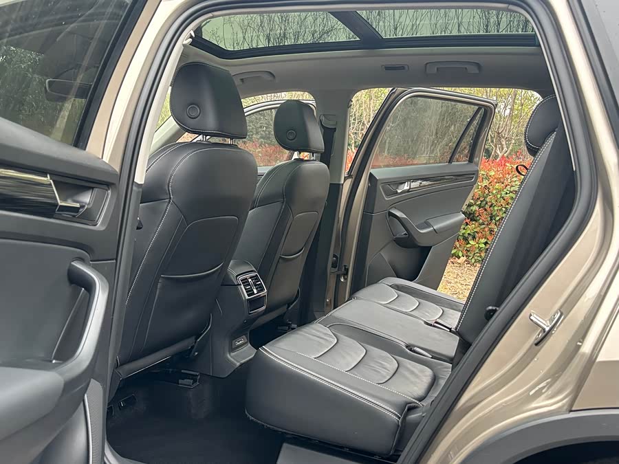 Skoda Kodiaq 2018 изображение автомобиля #10