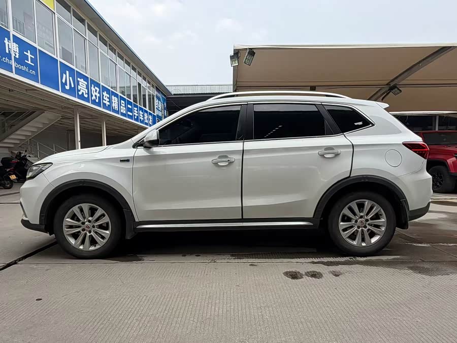 Roewe RX5 2018 изображение автомобиля #10
