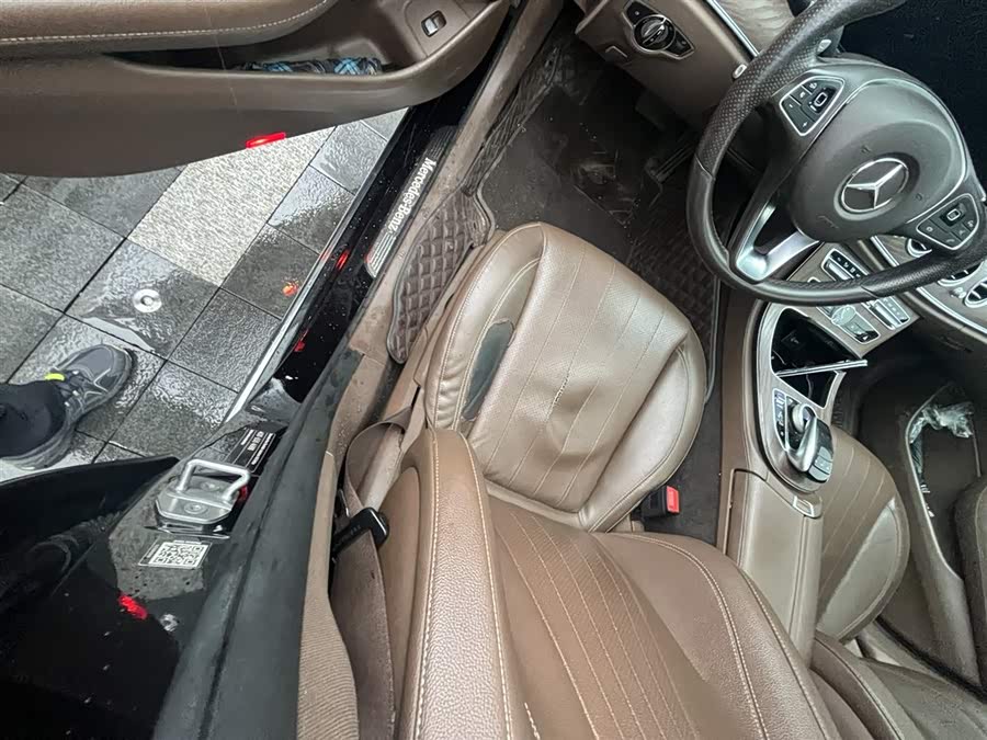 Mercedes-Benz E Class 2018 car image #10