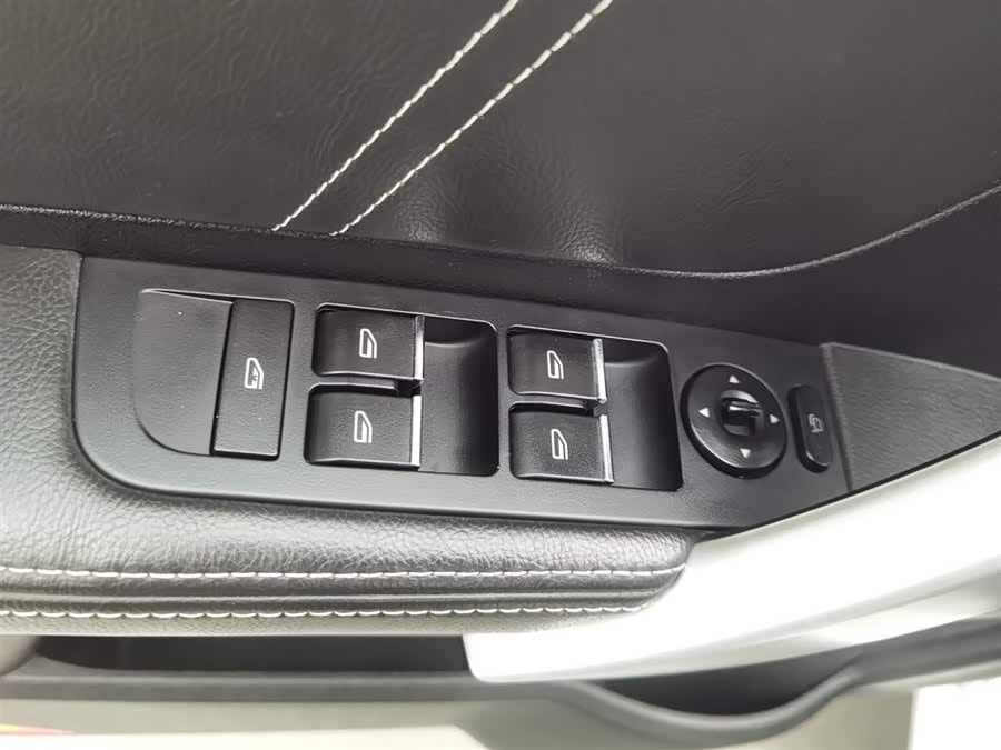 GEELY Emgrand 2016 car image #10