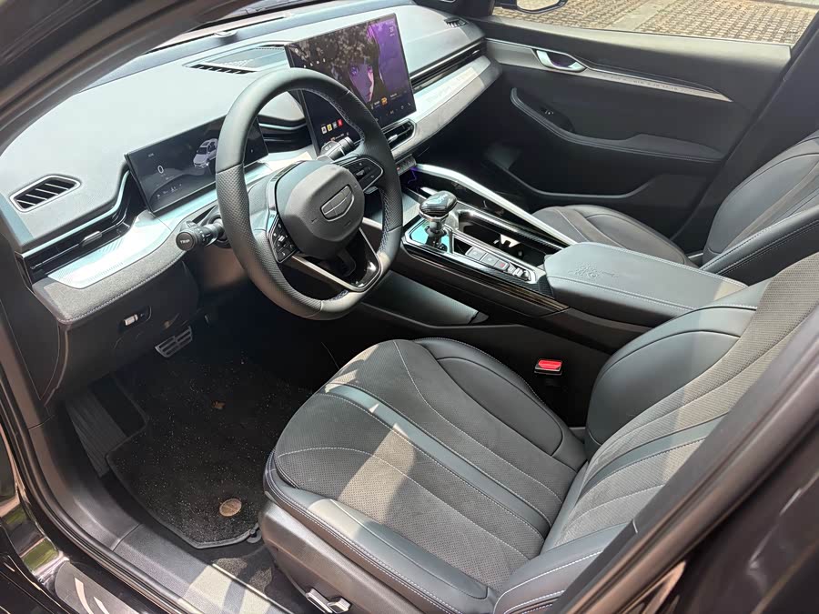 GEELY Preface 2025 image de voiture #10