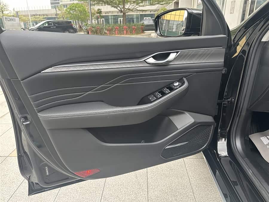 GEELY Preface 2023 image de voiture #10