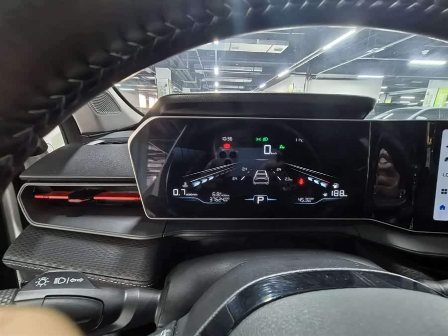 GEELY Binray 2022 car image #10
