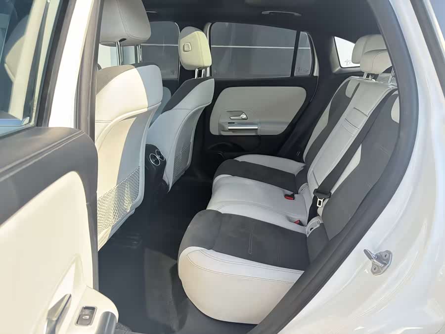 Mercedes-Benz EQA Class 2022 #10 Mercedes-Benz EQA Class 2022 immagine di auto #10