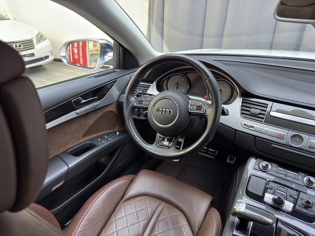 Audi S8 2014 immagine di auto #10