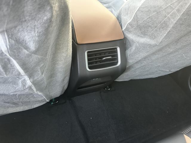 GEELY OkavangoPRO 2025 #10 GEELY OkavangoPRO 2025 car image #10