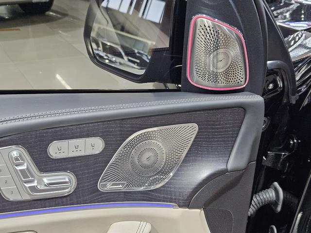 Mercedes-Benz GLS AMG 2023 car image #10