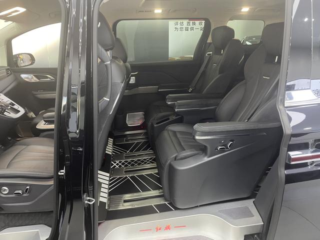 HongQi HQ9 PHEV 2024 #10 HongQi HQ9 PHEV 2024 immagine di auto #10