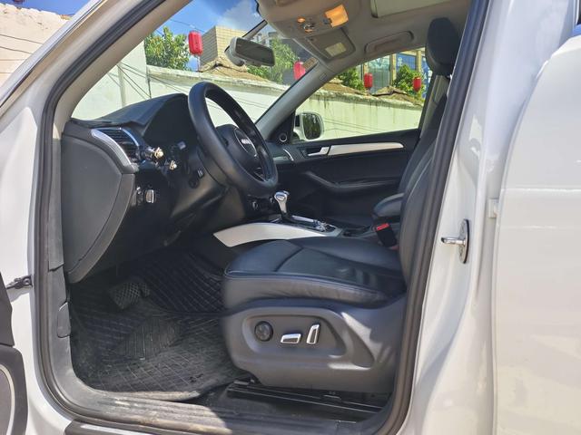 Audi Q5 (Imported) 2016 car image #10