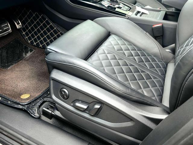 Audi SQ5 2023 imagen de coche #10