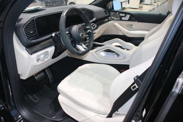 Mercedes-Benz GLS AMG 2024 car image #10