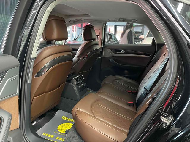 Audi S8 2023 #10 Audi S8 2023 car image #10