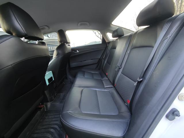 Changan Eado EV 2022 car image #10