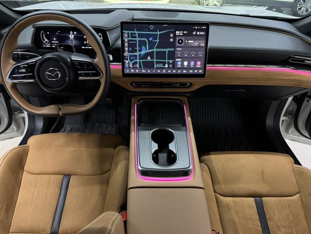 Mazda EZ-6 2024 immagine di auto #10