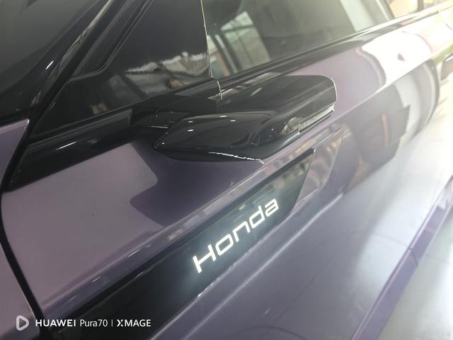 Honda P7 2025 car image #10