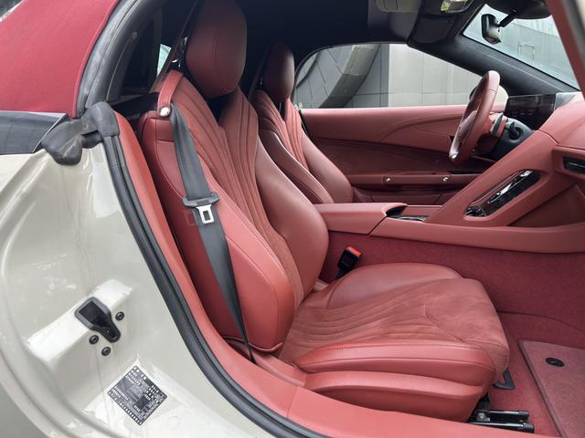 MG Cyberster car image #10