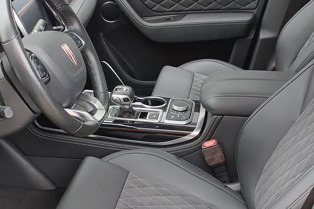 HongQi HS7 2020 car image #10