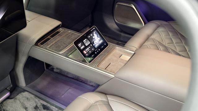 NIO ET9 2025 image de voiture #10