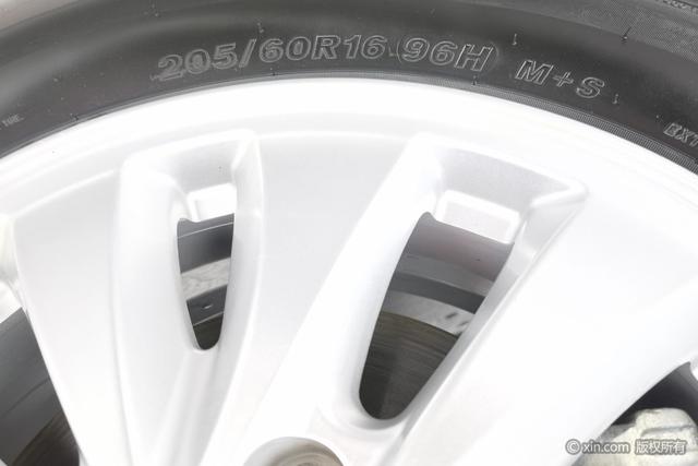 Changan Eado EV 2023 #10 Changan Eado EV 2023 car image #10