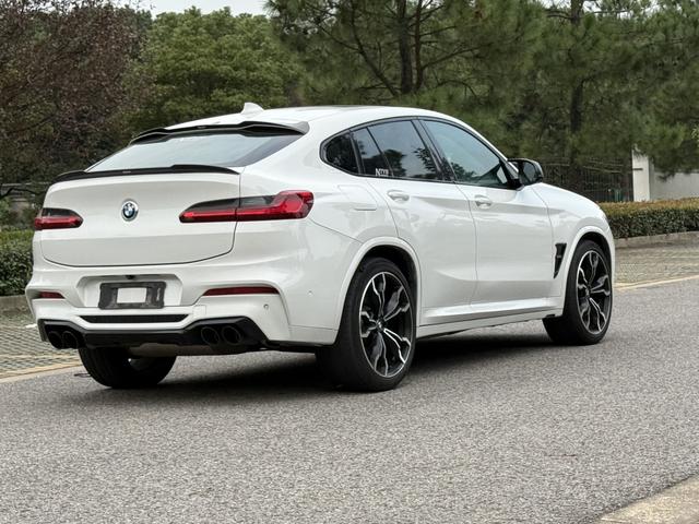 BMW X4 M 2020 car image #10