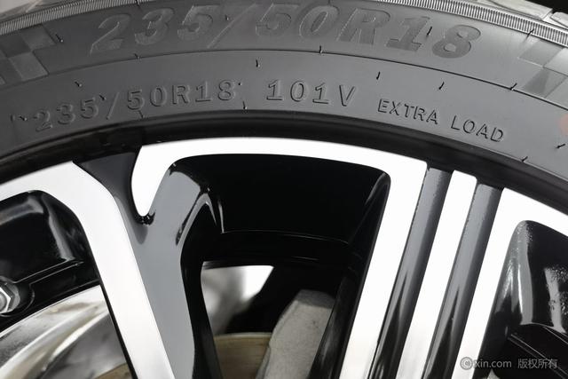 HongQi H5 PHEV 2025 #10 HongQi H5 PHEV 2025 car image #10