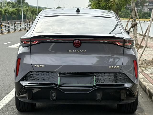 Volkswagen ID.UNYX 06 2025 car image #10