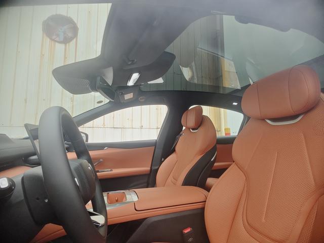 Deepal L07 2025 immagine di auto #10