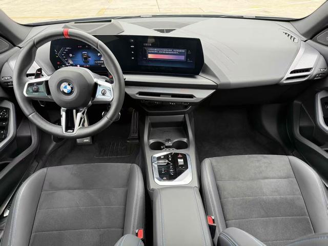 BMW 2 Series 2025 #10 BMW 2 Series 2025 immagine di auto #10