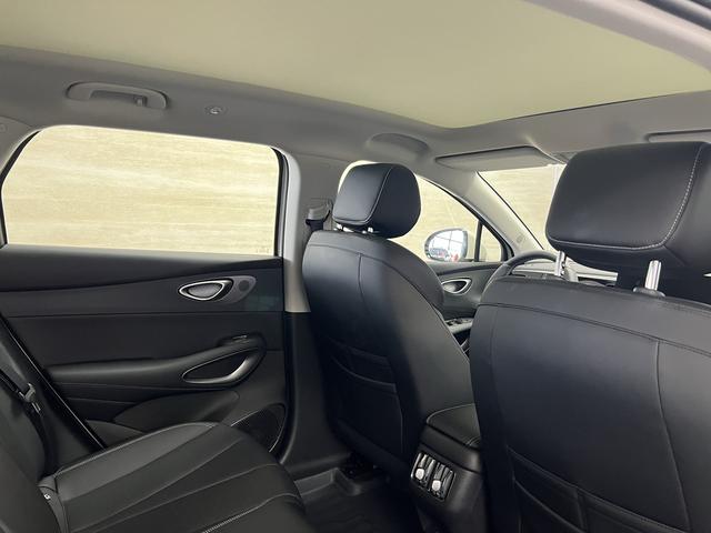 BYD Sea Lion 05 EV 2025 car image #10