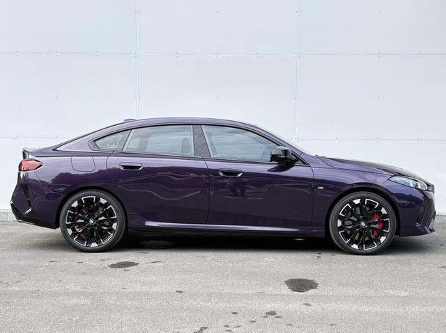 BMW 2 Series 2024 car image #10