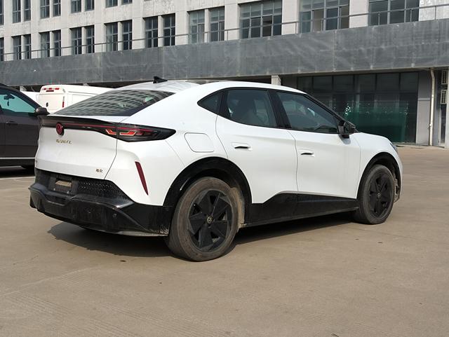 Volkswagen ID.UNYX 06 2024 imagem de carro #10