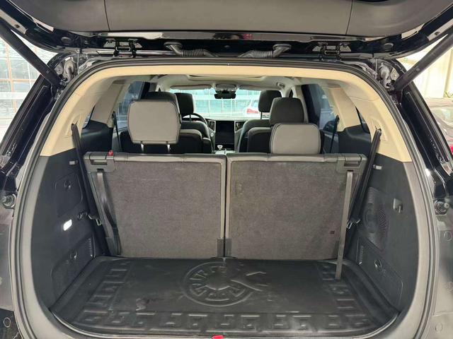 HongQi HS7 PHEV 2024 #10 HongQi HS7 PHEV 2024 car image #10