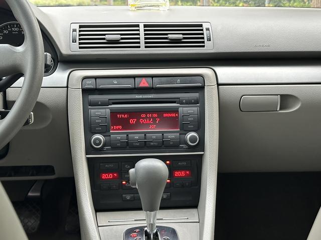 Audi A4 2007 car image #10